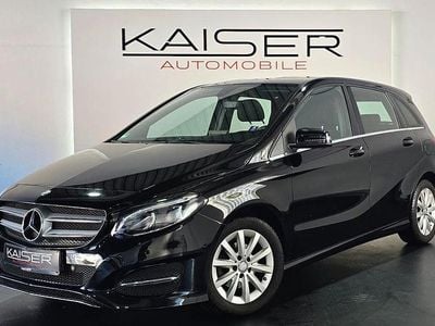 Gebraucht Mercedes B180 122 PS (89 kW) 2015 Schwarz Van / Kleinbus