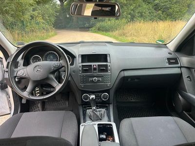 Mercedes C200