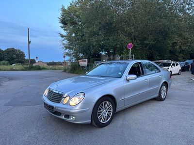 Mercedes E200