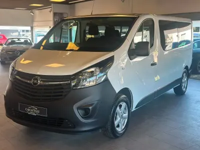Gebraucht Opel Vivaro 125 PS (91 kW) 2018 Weiß Van / Kleinbus