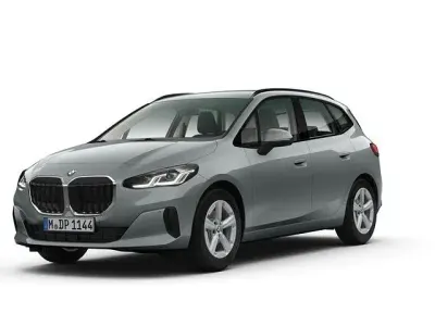 Gebraucht BMW 220 Active Tourer 170 PS (125 kW) 2025 Silber Van / Kleinbus