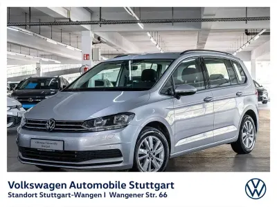 Gebraucht VW Touran Comfortline 150 PS (110 kW) 2023 Silber Van / Kleinbus