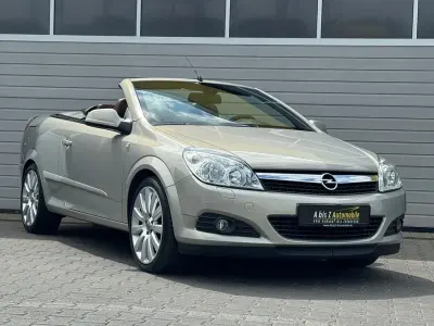 Gebraucht Opel Astra Cabriolet 179 PS (131 kW) 2010 Beige Cabrio