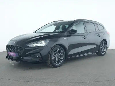 Gebraucht Ford Focus ST-Line 125 PS (91 kW) 2021 Obsidian schwarz Limousine