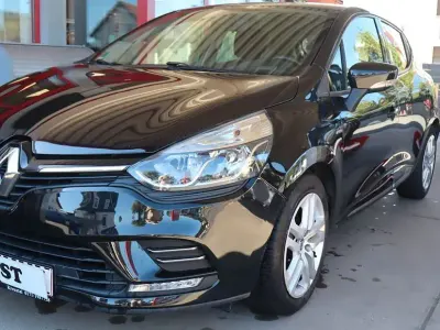Gebraucht Renault Clio IV LIMITED 73 PS (53 kW) 2016 Schwarz Limousine