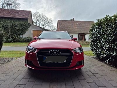 Gebraucht Audi A3 Ambition 150 PS (110 kW) 2016 Rot Limousine