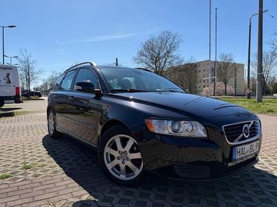 Gebraucht Volvo V50 109 PS (80 kW) 2010 Schwarz Kombi