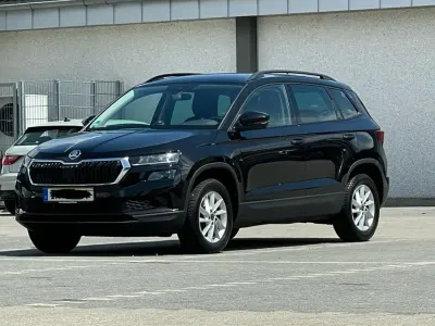 Gebraucht Skoda Karoq 150 PS (110 kW) 2024 Schwarz SUV