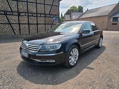 Second-hand VW Phaeton 239 CP (175 kW) 2011 Negru Berlinǎ