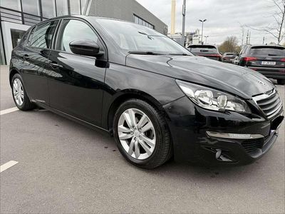 Gebraucht Peugeot 308 Access 125 PS (91 kW) 2014 Schwarz Kleinwagen