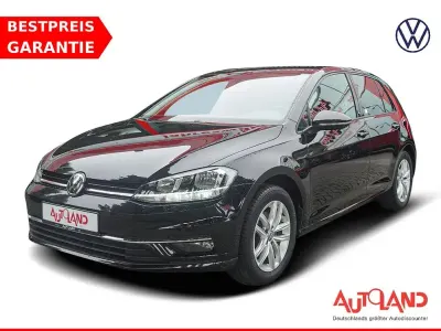 Gebraucht VW Golf VII Sound 125 PS (91 kW) 2018 Schwarz Limousine