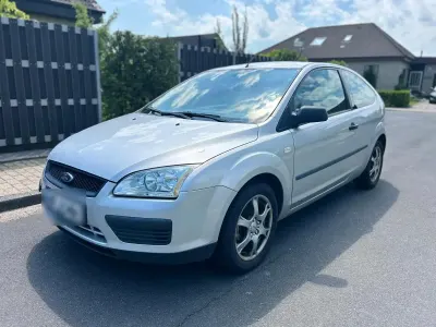 Gebraucht Ford Focus 116 PS (85 kW) 2005 Silber Kleinwagen