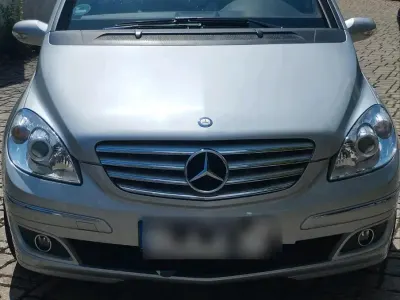 Gebraucht Mercedes 200 136 PS (100 kW) 2005 Silber Limousine