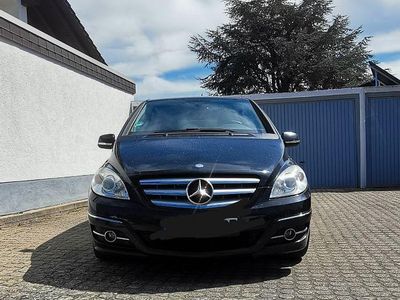 Second-hand Mercedes B160 95 CP (69 kW) 2010 Negru Monovolum