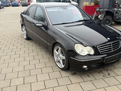 Mercedes 220