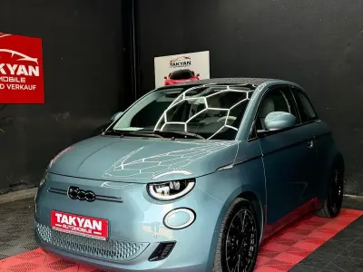 Gebraucht Fiat 500e La Prima 86 kW (118 PS) 2022 Blau Cabrio