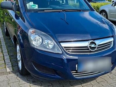 Second-hand Opel Zafira 140 CP (102 kW) 2009 Albastru Monovolum