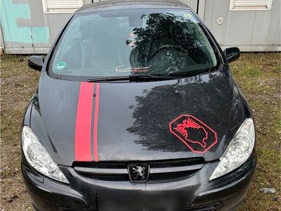 gebraucht Peugeot 307 CC Cabrio schwarz Dach funktioniert