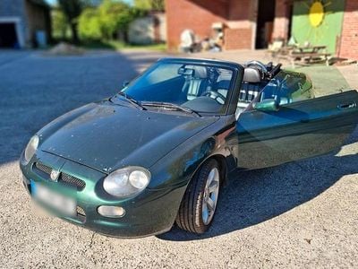 Begagnad MG F 120 HK (88 kW) 2001 Grön Cab