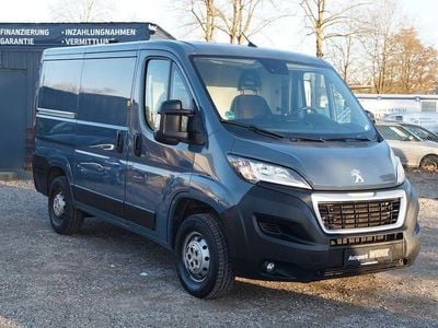 Gebraucht Peugeot Boxer 120 PS (88 kW) 2021 Grau Van