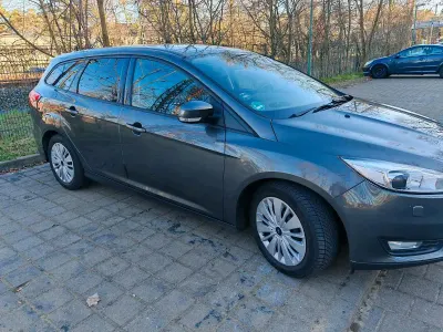 Gebraucht Ford Focus Titanium 150 PS (110 kW) 2015 Grau Kombi