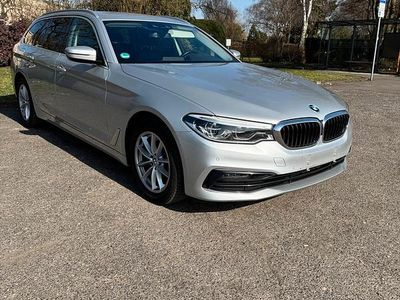 Gebraucht BMW 520 Sport Line 190 PS (139 kW) 2019 Silber Kombi