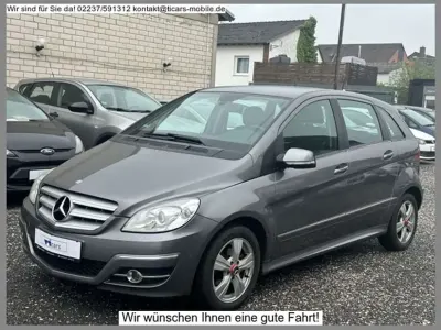 Gebraucht Mercedes B160 95 PS (69 kW) 2009 Mountaingrau Kleinwagen