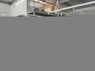 Gebraucht Ford Mustang Mach-E 216 kW (294 PS) 2022 Silber SUV