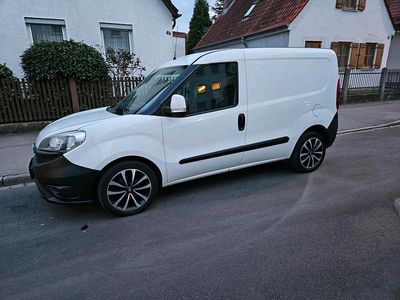 Gebraucht Fiat Doblò 90 PS (66 kW) 2016 Weiß Van / Kleinbus