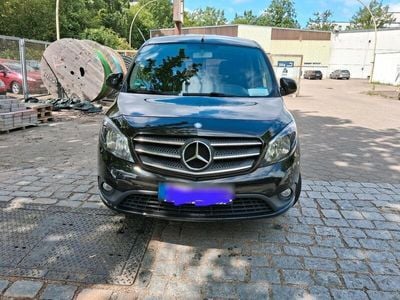 Mercedes Citan 109