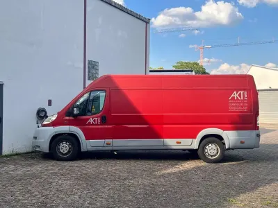 Gebraucht Fiat Ducato 177 PS (130 kW) 2010 Rot Van