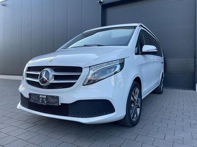 Mercedes V220