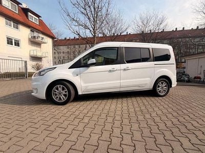 Gebraucht Ford Grand Tourneo Connect Titanium 120 PS (88 kW) 2018 Weiß Van / Kleinbus