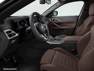 Black sapphire metallic Gebraucht 2025 BMW i4 Comfort Edition Limousine | 56.734 € (Fairer Preis)