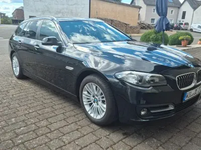 Gebraucht BMW 520 Comfort Edition 184 PS (135 kW) 2014 Schwarz Kombi