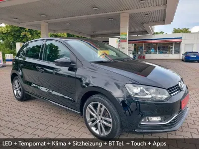 Gebraucht VW Polo LOUNGE 75 PS (55 kW) 2015 Schwarz Limousine