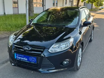 Gebraucht Ford Focus 125 PS (91 kW) 2013 Schwarz Kombi