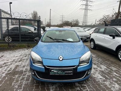 Blau Gebraucht 2013 Renault Mégane Bose Edition Limousine | 6.000 € (Etwas zu teuer)