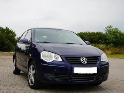 Gebraucht VW Polo 64 PS (47 kW) 2005 Blau Kleinwagen
