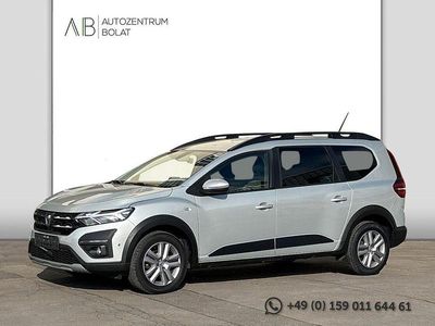 Gebraucht Dacia Jogger Comfort 101 PS (74 kW) 2022 Grau Van / Kleinbus