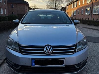Gebraucht VW Passat 120 PS (88 kW) 2011 Silber Kombi