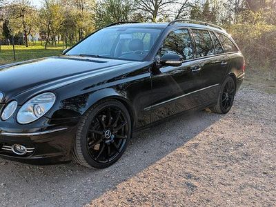 Mercedes E320