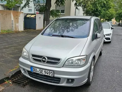 Gebraucht Opel Zafira OPC 125 PS (91 kW) 2004 Silber Van / Kleinbus