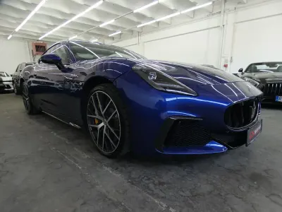 Gebraucht Maserati Granturismo 549 PS (403 kW) 2023 Coupé