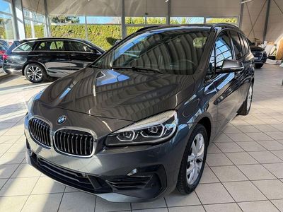 Gebraucht BMW 220 Gran Tourer Sport Line 190 PS (139 kW) 2021 Grau Van / Kleinbus
