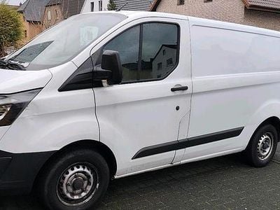 Weiß Gebraucht 2017 Ford Fiesta Limousine | 7.000 € (Fairer Preis)