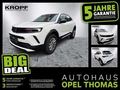 Gebraucht Opel Mokka Enjoy 131 PS (96 kW) 2023 Lack weiss banquise/typ aussen SUV