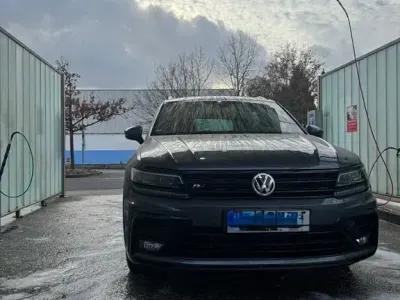 Gebraucht VW Tiguan 239 PS (175 kW) 2020 Grau SUV