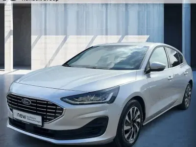 Gebraucht Ford Focus Titanium X 115 PS (84 kW) 2023 Silber Kombi