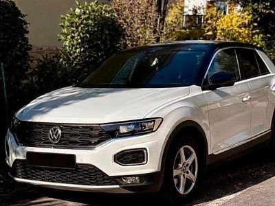 Second-hand VW T-Roc Style 150 CP (110 kW) 2019 Alb SUV